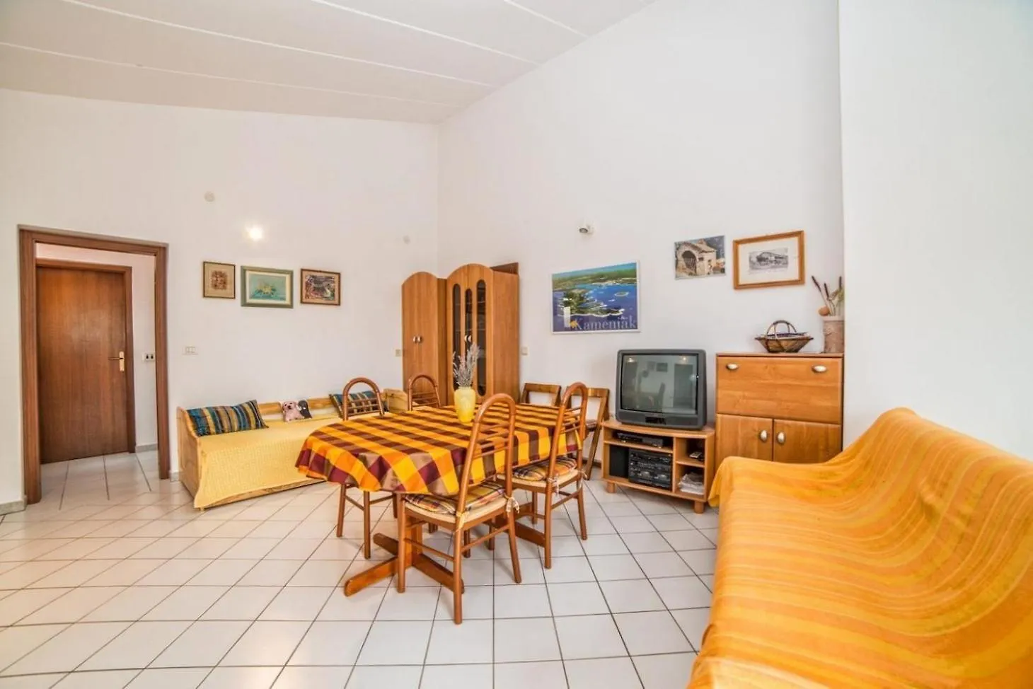 Apartment Ferienwohnung Fuer 4 Personen Ca 65 Qm In Vintijan, Istrien Istrische Riviera Pula